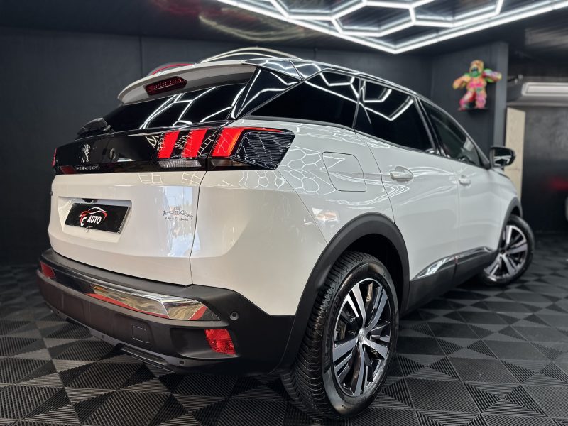 PEUGEOT 3008 SUV 2018