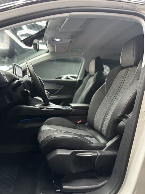 PEUGEOT 3008 SUV 2018