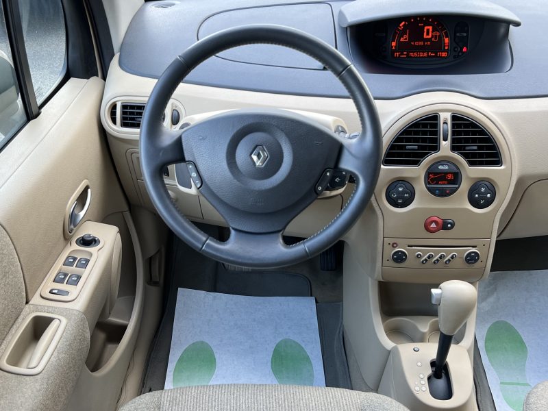RENAULT MODUS PRIVILEGE 1.6 110 Cv BOITE AUTOMATIQUE / 1ERE MAIN 41 400 Kms - GARANTIE 1 AN