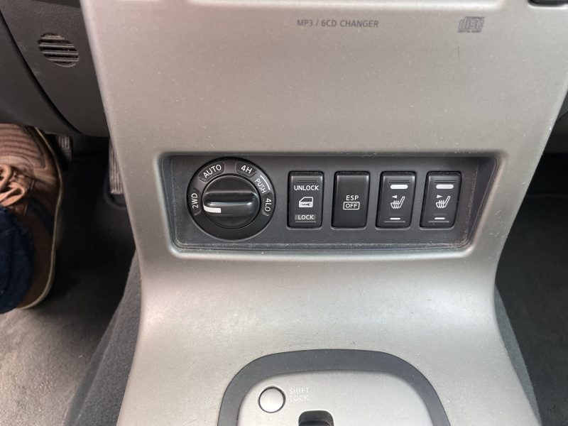 NISSAN PATHFINDER III 2007