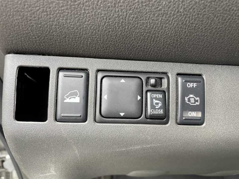 NISSAN PATHFINDER III 2007