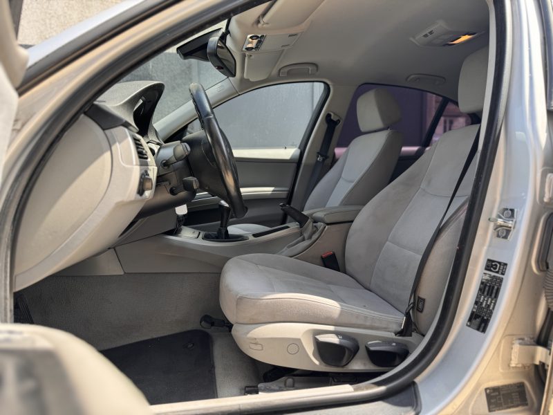 BMW 320i payer en 4x