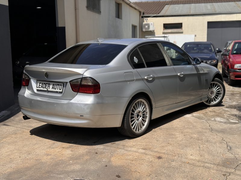 BMW 320i payer en 4x