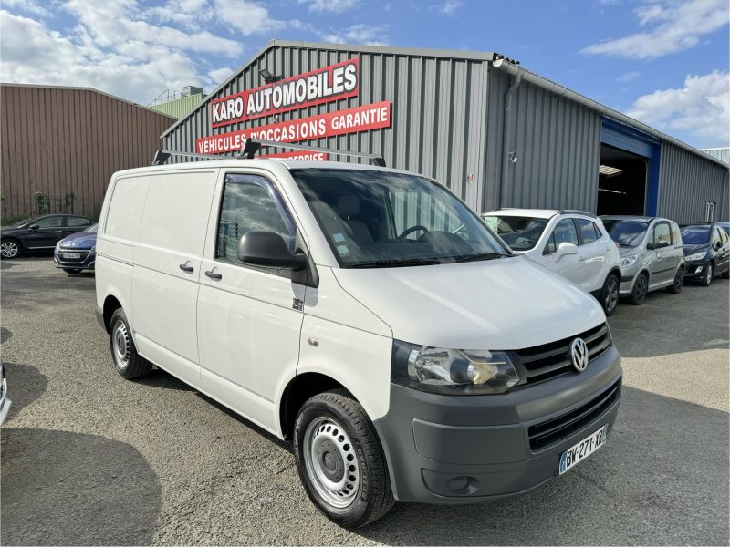 VOLKSWAGEN TRANSPORTER T5 2.0 TDI Fourgon 2011
