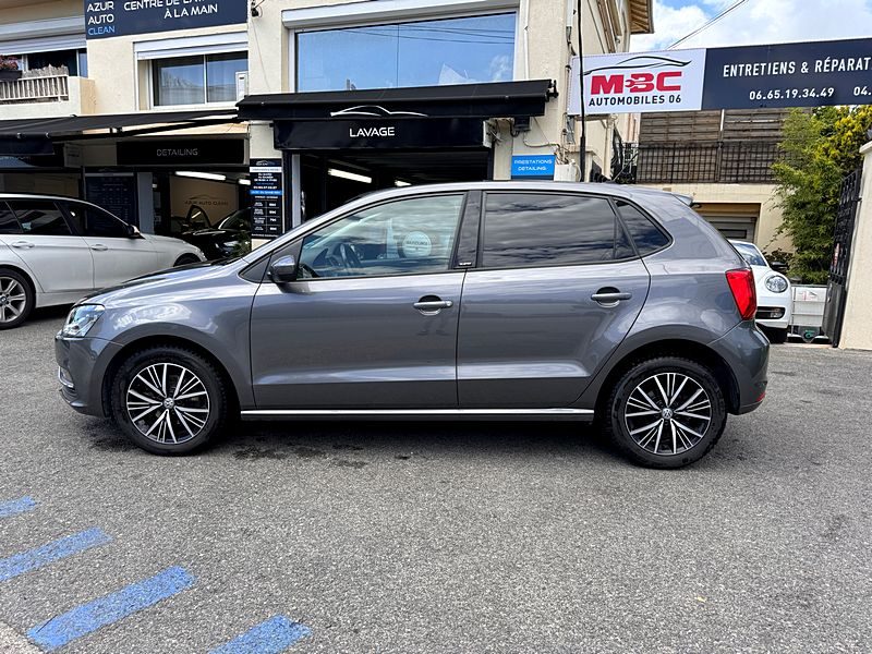 VOLKSWAGEN POLO V 2016