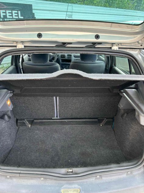 RENAULT CLIO II 1998
