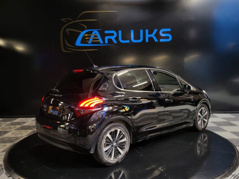 PEUGEOT 208 1.2 THP 110cv TECH EDITION /TOIT PANO+PARK ASSIST+CARPLAY+CAMERA/