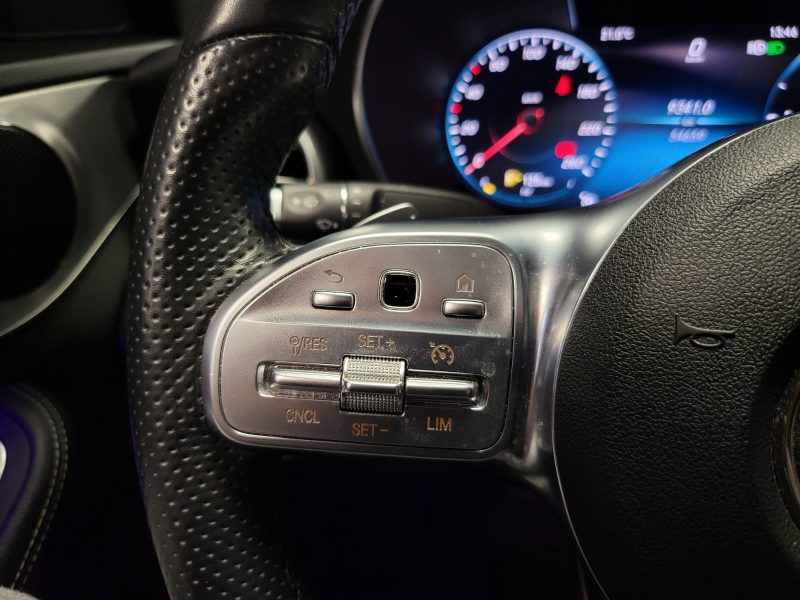 MERCEDES CLASSE C 220d 194cv AMG LINE / TOIT OUVRANT+CARPLAY+SIÈGES ÉLECTRIQUES+FULL ENTRETIEN MERCE