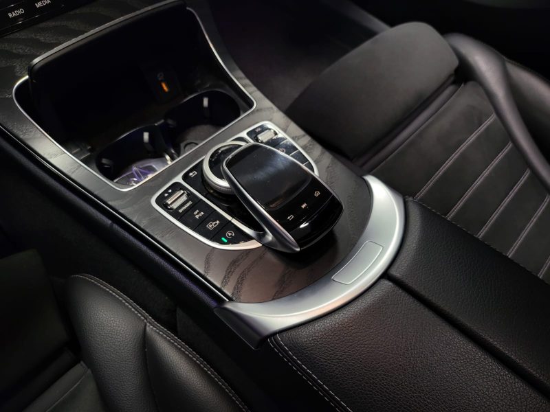 MERCEDES CLASSE C 220d 194cv AMG LINE / TOIT OUVRANT+CARPLAY+SIÈGES ÉLECTRIQUES+FULL ENTRETIEN MERCE