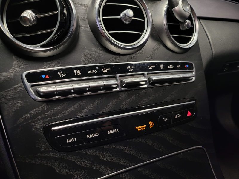 MERCEDES CLASSE C 220d 194cv AMG LINE / TOIT OUVRANT+CARPLAY+SIÈGES ÉLECTRIQUES+FULL ENTRETIEN MERCE