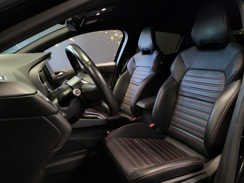 RENAULT CLIO V 1.6 E-TECH 140cv RS LINE / CARPLAY / ECLAIRAGE D'AMBIANCE / CAMERA / SUIVI RENAULT