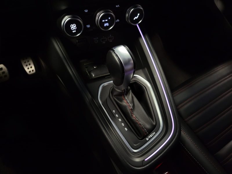 RENAULT CLIO V 1.6 E-TECH 140cv RS LINE / CARPLAY / ECLAIRAGE D'AMBIANCE / CAMERA / SUIVI RENAULT