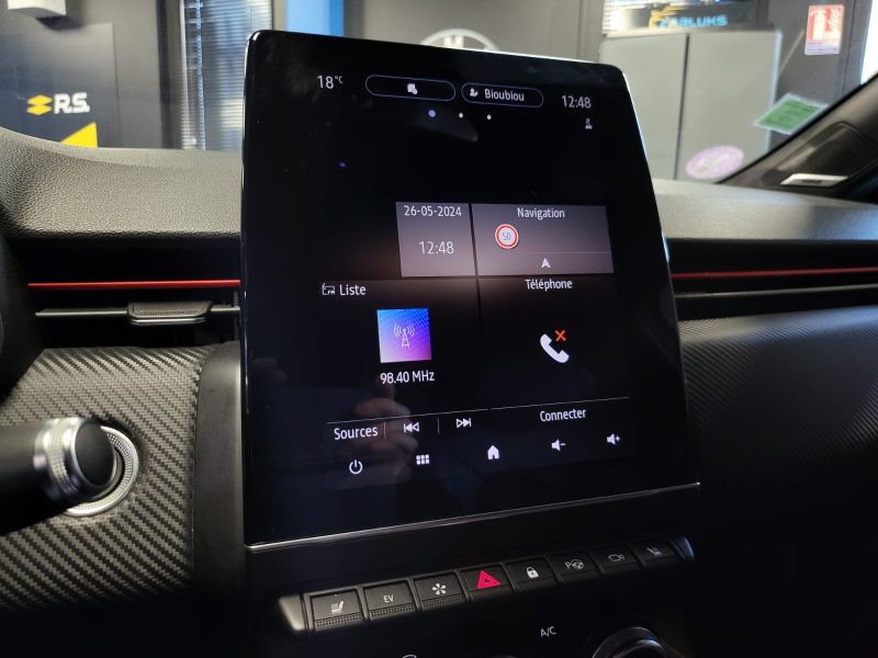 RENAULT CLIO V 1.6 E-TECH 140cv RS LINE / CARPLAY / ECLAIRAGE D'AMBIANCE / CAMERA / SUIVI RENAULT