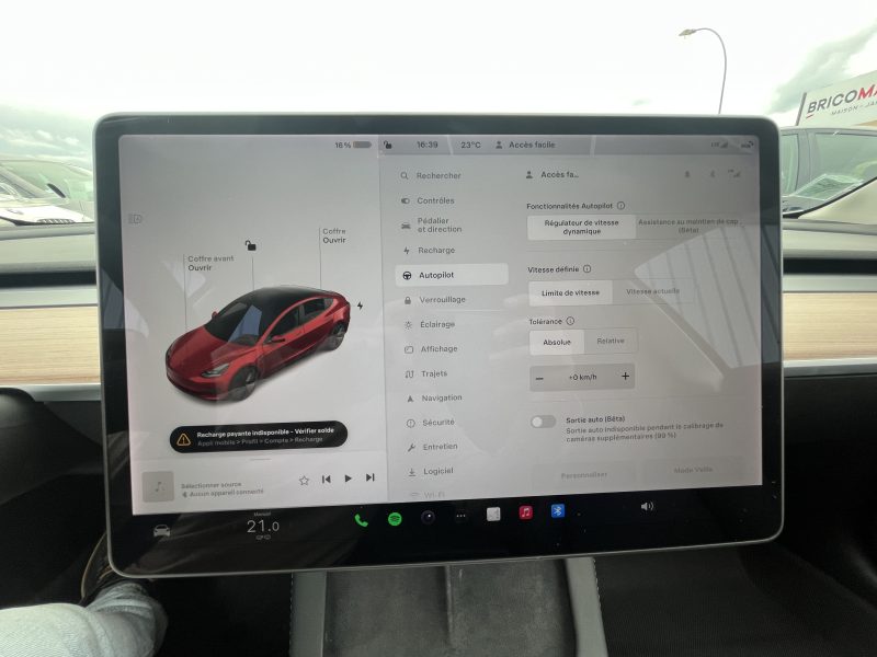 TESLA MODEL 3 2021