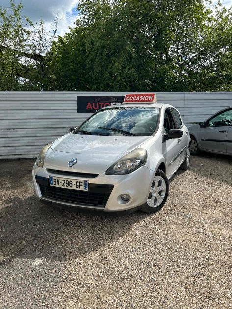 RENAULT CLIO III 2011