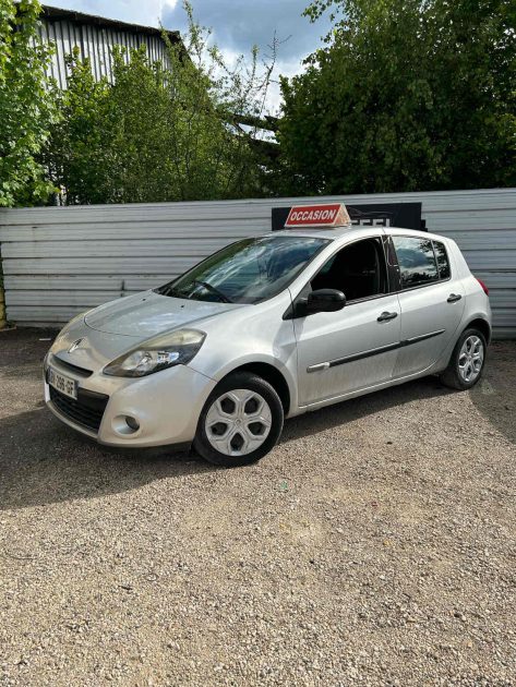 RENAULT CLIO III 2011