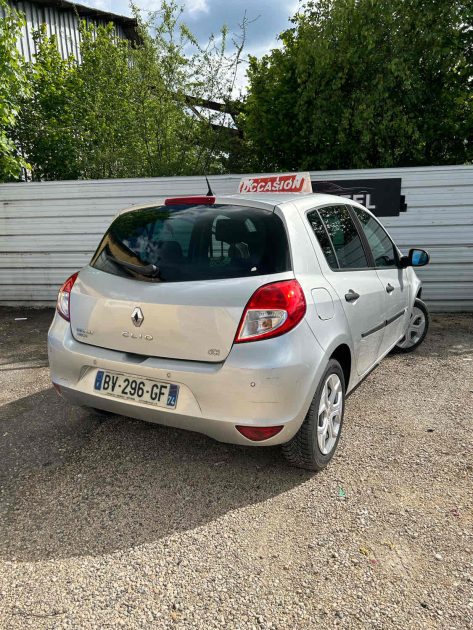 RENAULT CLIO III 2011