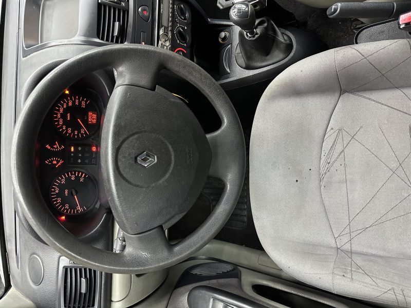 RENAULT CLIO II 2002