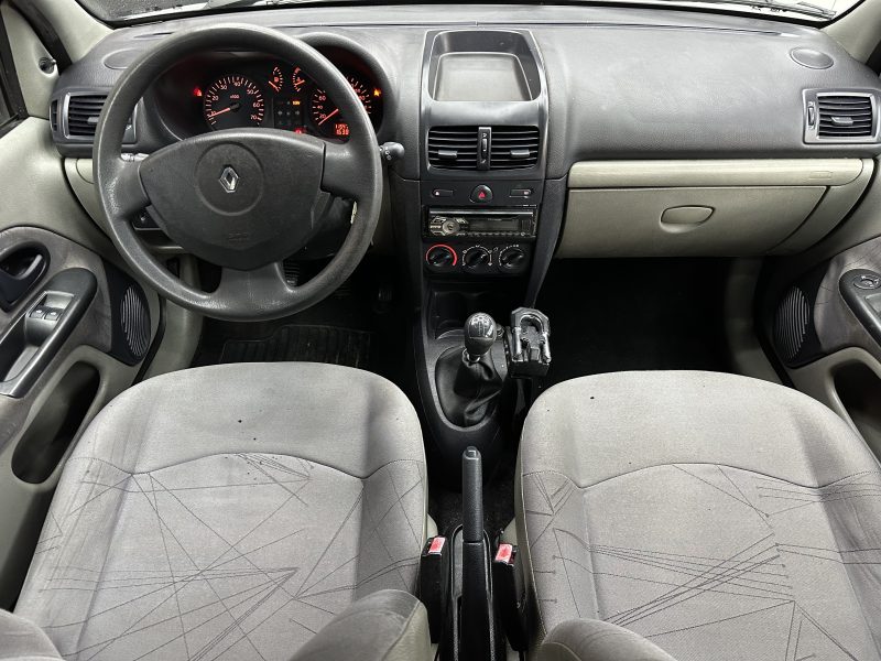 RENAULT CLIO II 2002