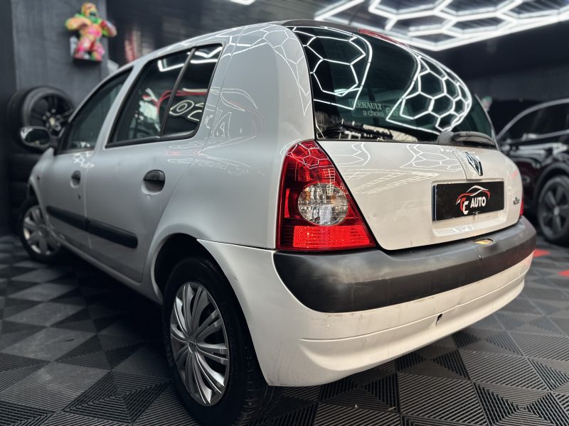 RENAULT CLIO II 2002