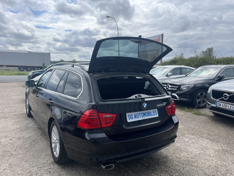 B.M.W. 3 Touring 2010