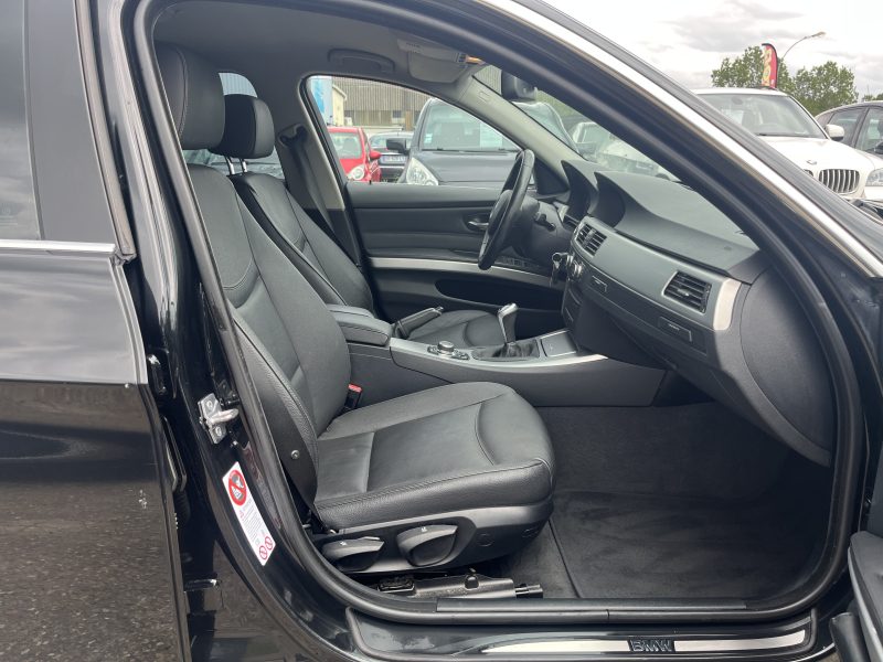 B.M.W. 3 Touring 2010