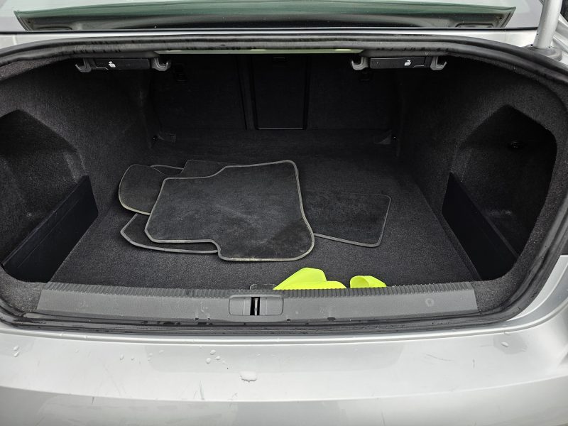 VOLKSWAGEN PASSAT B7 1,8 TFSI 160 CH CONFORTLINE 