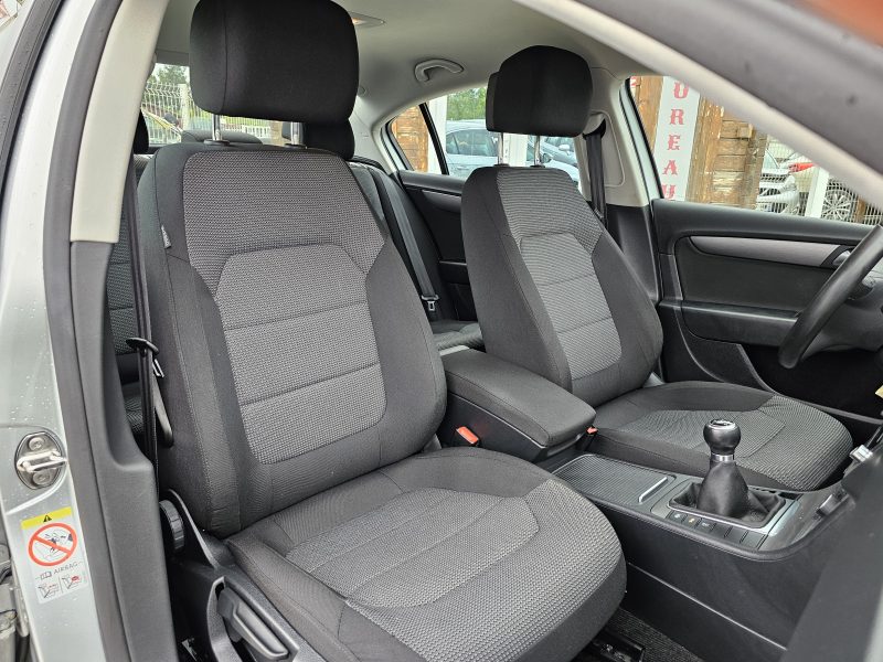 VOLKSWAGEN PASSAT B7 1,8 TFSI 160 CH CONFORTLINE 