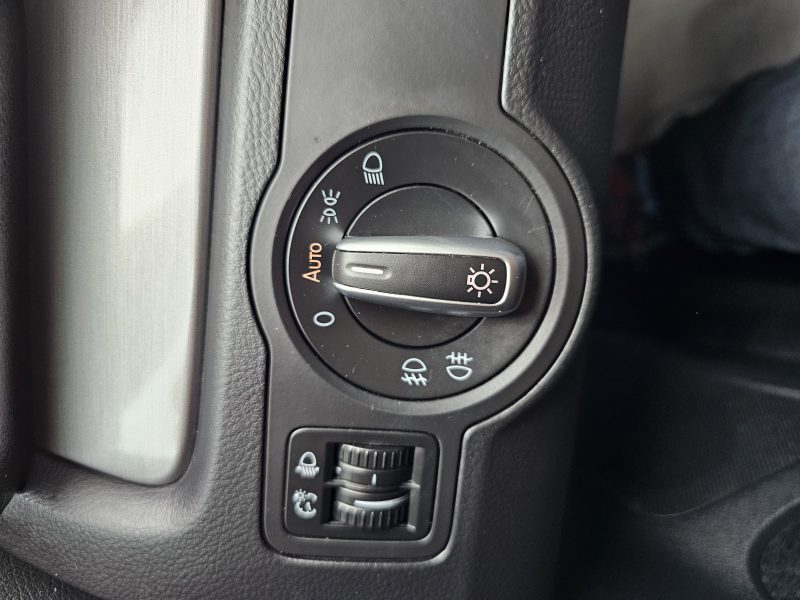 VOLKSWAGEN PASSAT B7 1,8 TFSI 160 CH CONFORTLINE 