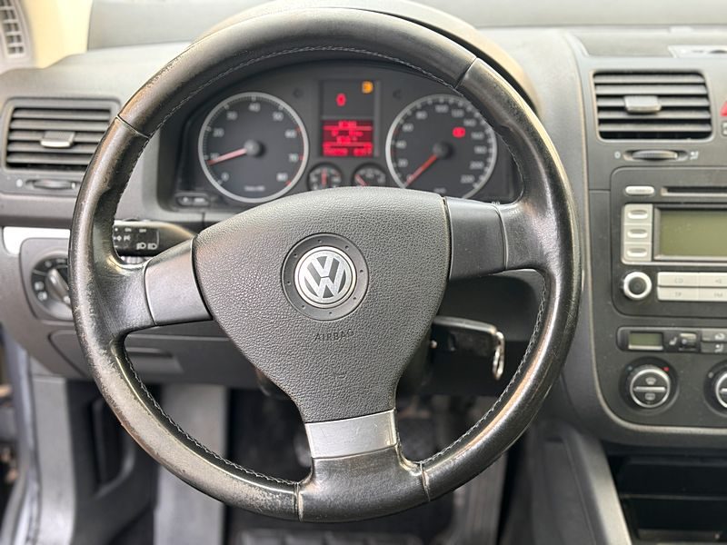 VOLKSWAGEN  GOLF 5 2007