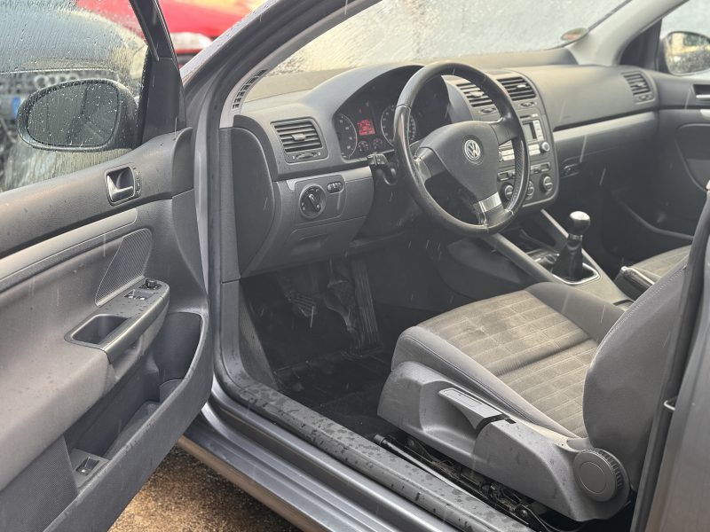 VOLKSWAGEN  GOLF 5 2007