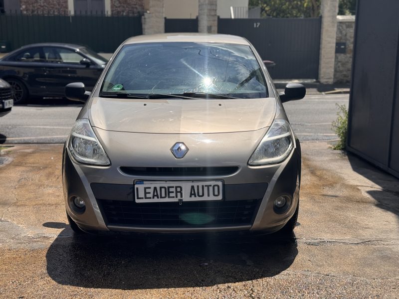 RENAULT Clio 3 2009