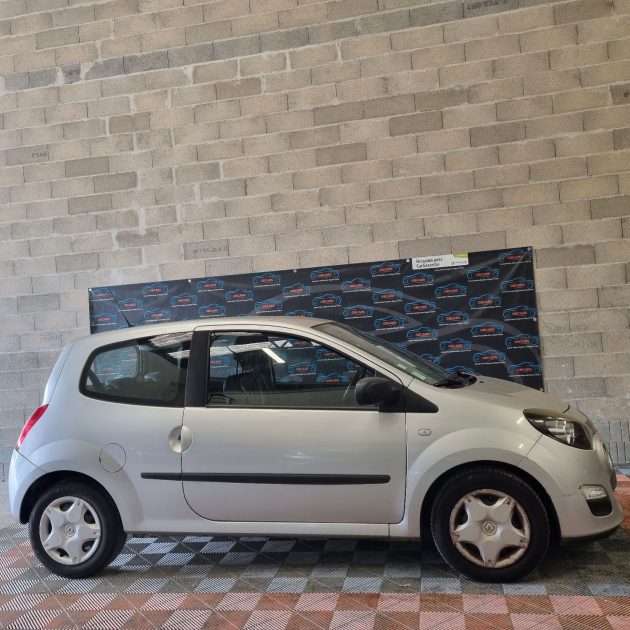 RENAULT TWINGO II 2014
