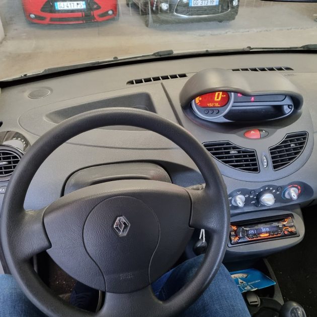 RENAULT TWINGO II 2014