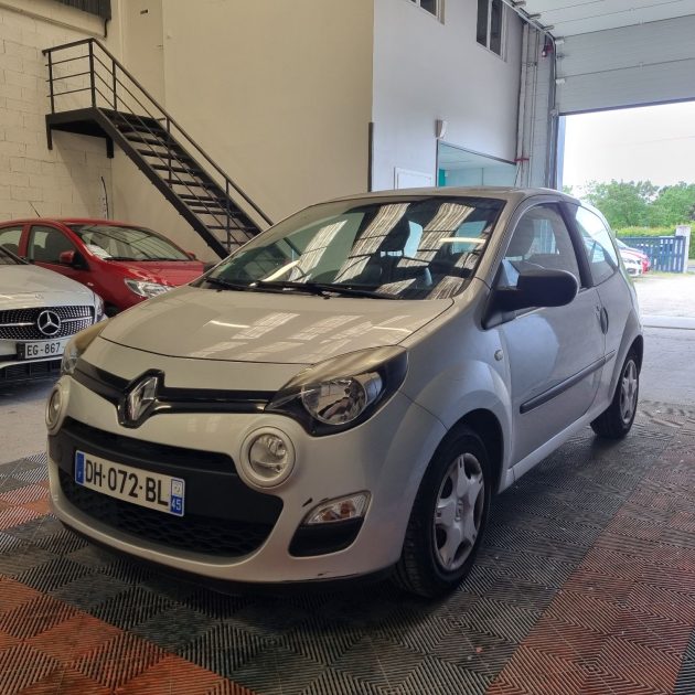 RENAULT TWINGO II 2014