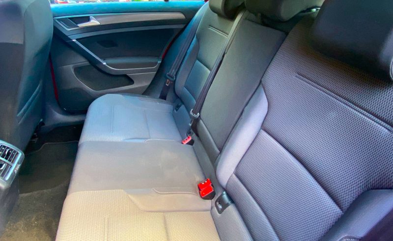 VOLKSWAGEN GOLF VII 2013