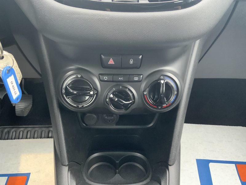 PEUGEOT 208 I 2016
