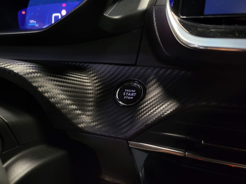 Peugeot 2008 1.5 BlueHdi 110 Cv GT BVM 6 / ECLAIRAGE D'AMBIANCE / KEYLESS / SUIVI COMPLET PEUGEOT