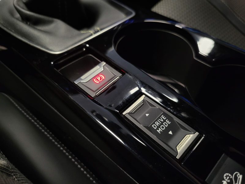 Peugeot 2008 1.5 BlueHdi 110 Cv GT BVM 6 / ECLAIRAGE D'AMBIANCE / KEYLESS / SUIVI COMPLET PEUGEOT