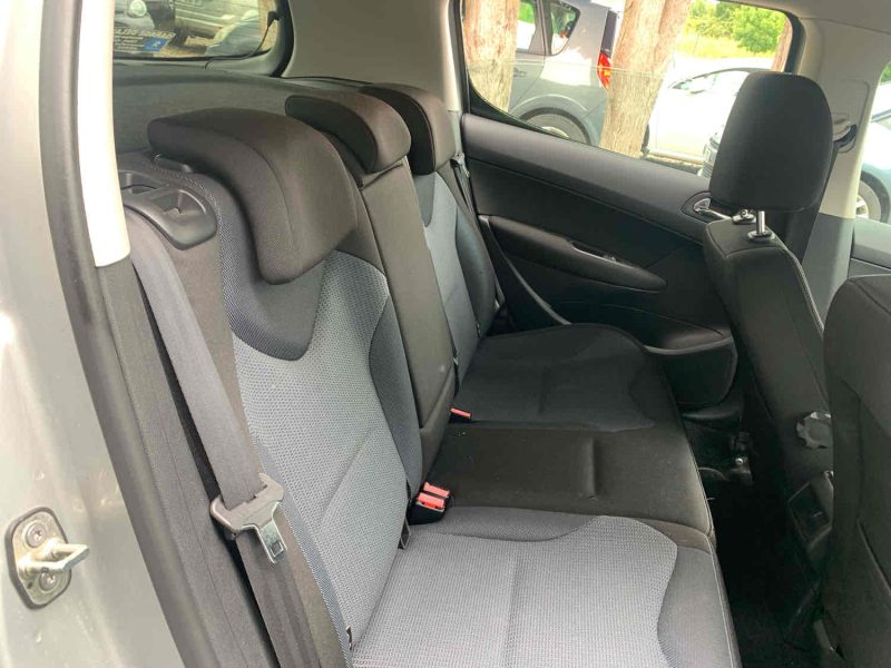 PEUGEOT 308 I 2012