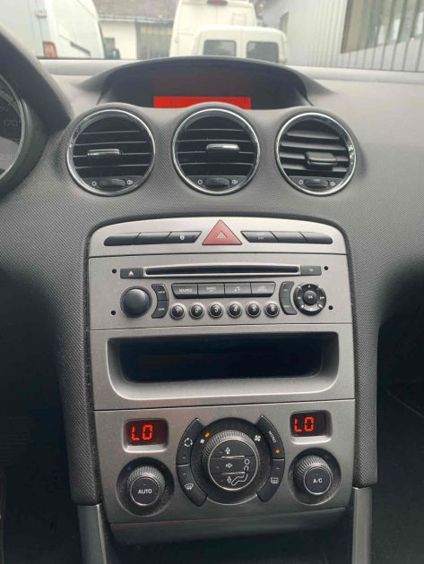 PEUGEOT 308 I 2012