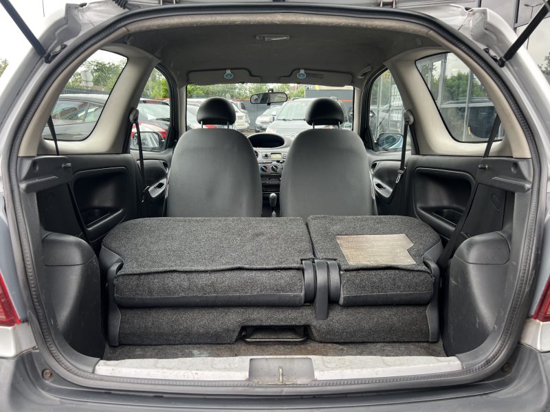 TOYOTA YARIS 1.0 VVTi 70 Cv 5 PLACES BLUETOOTH / PAIEMENT EN 4 FOIS PAR CB POSSIBLE