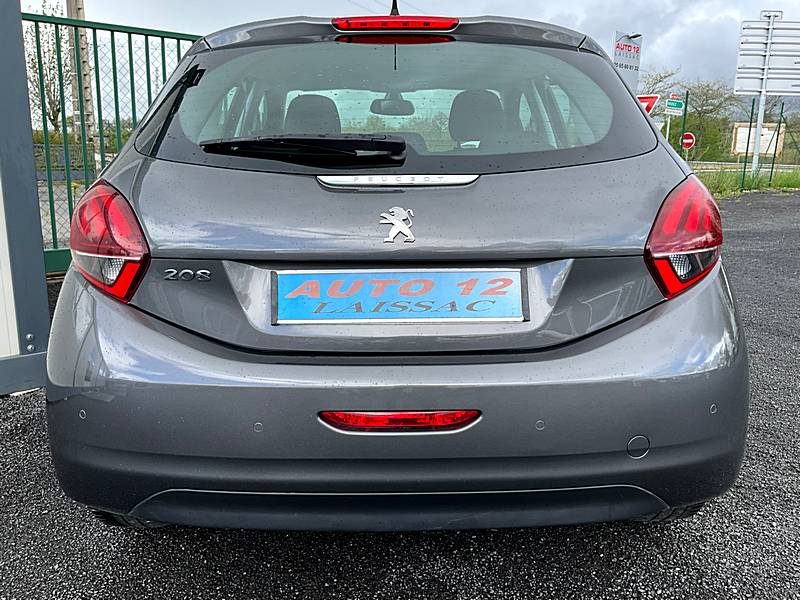 PEUGEOT 208 I 2017