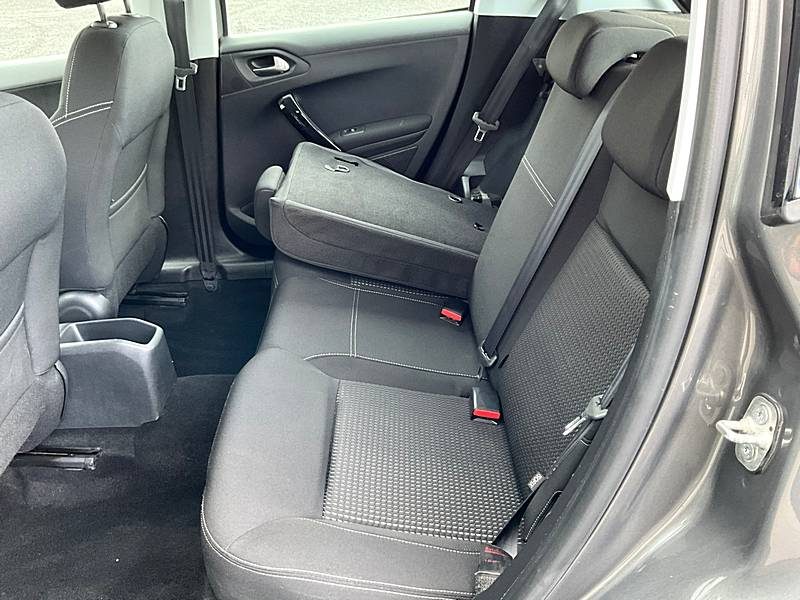 PEUGEOT 208 I 2017