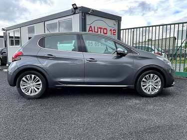 PEUGEOT 208 I 2017