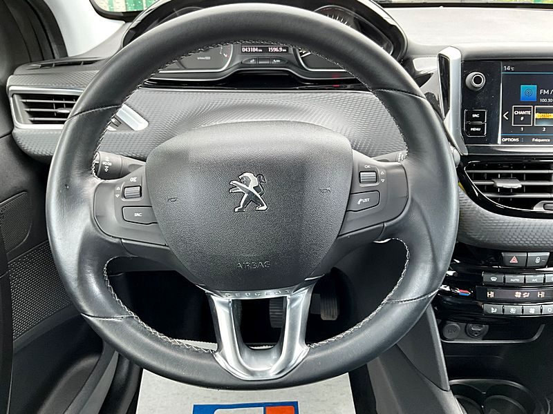 PEUGEOT 208 I 2017