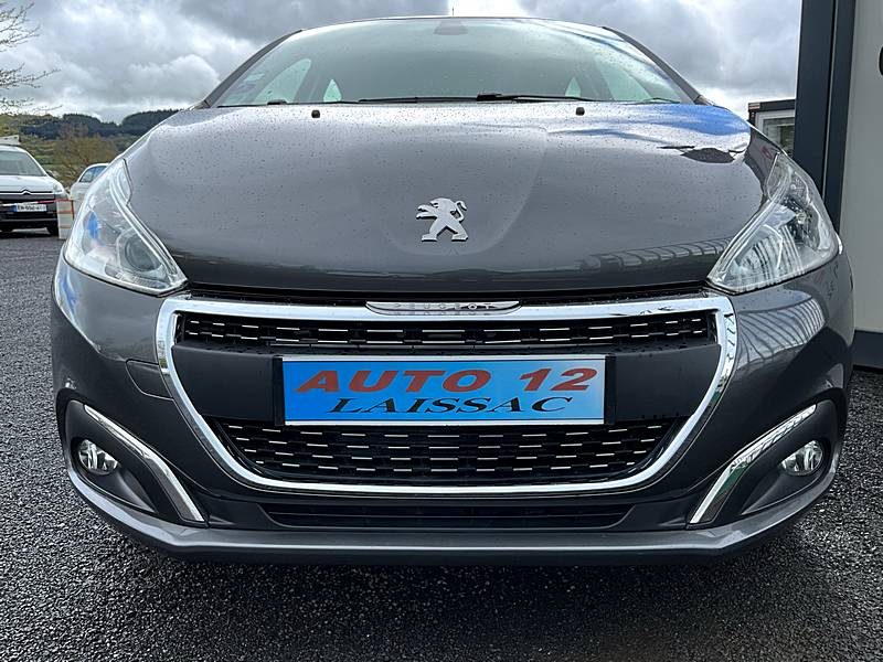 PEUGEOT 208 I 2017