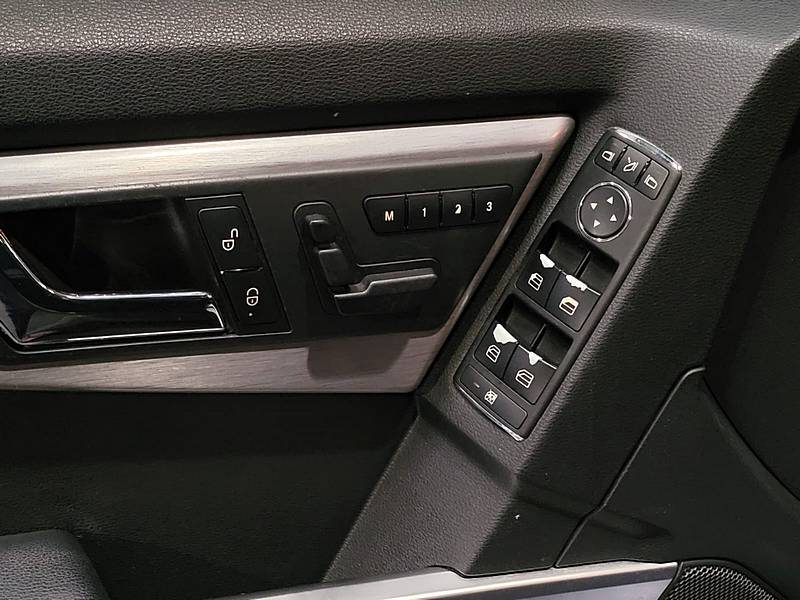 MERCEDES-BENZ GLK 300 3.0 V6 231cv 4Matic Boîte Auto 7G-Tronic