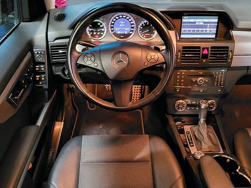 MERCEDES-BENZ GLK 300 3.0 V6 231cv 4Matic Boîte Auto 7G-Tronic