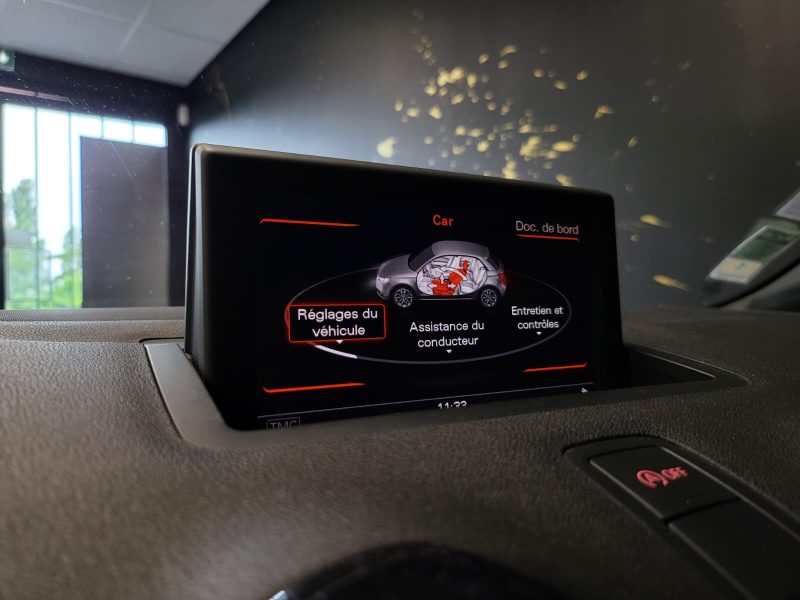 AUDI A1 SPORTBACK 1.4 TFSI 122cv S LINE / SIEGE CUIR+VOLANT S LINE+AIDE AU PARKING/